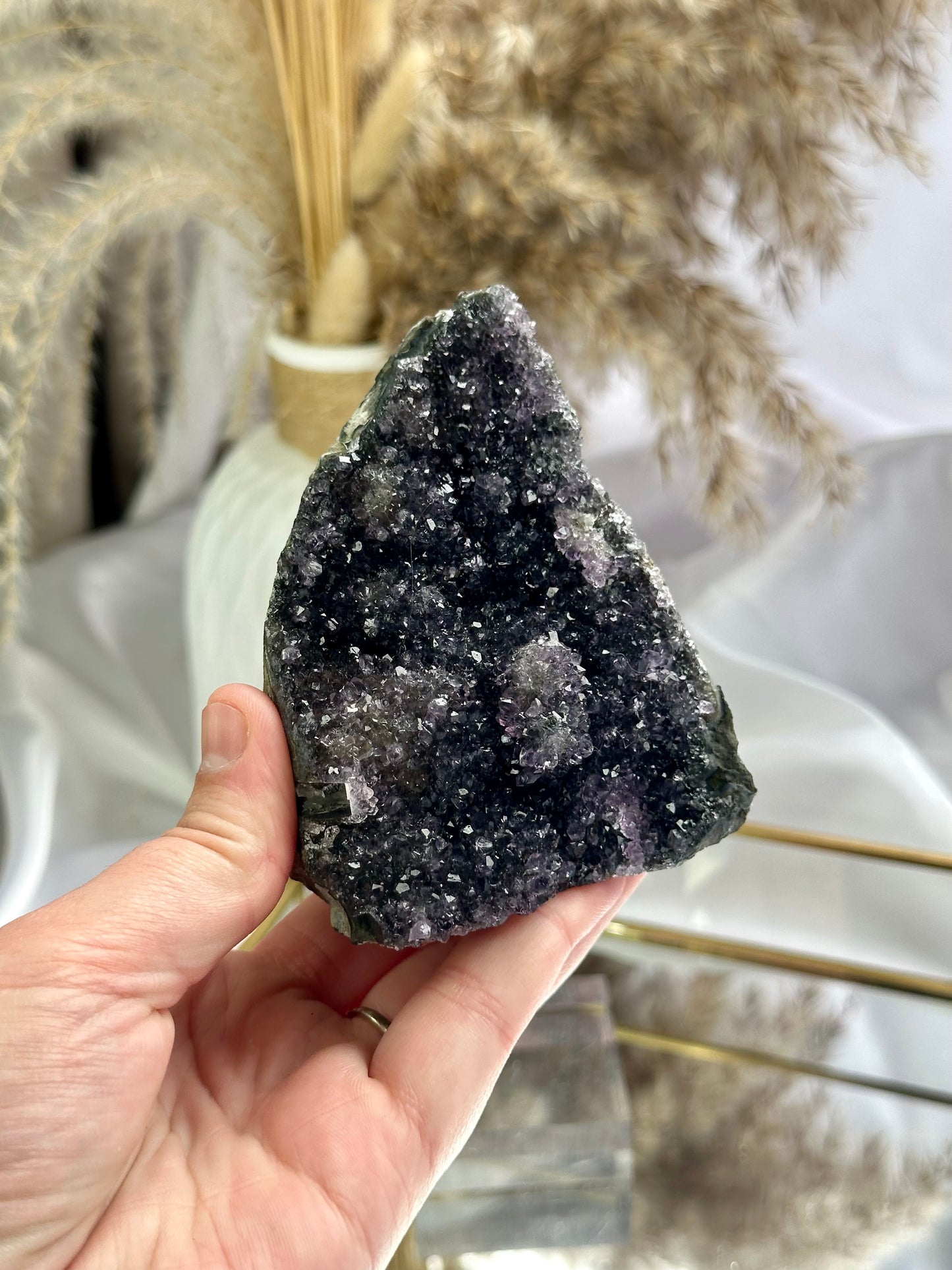Amethyst Cut Base