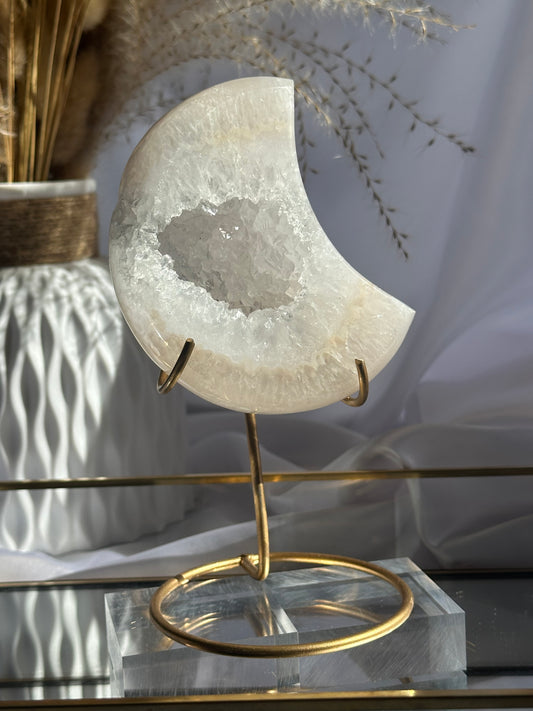 Agate Moon With Stand (B)