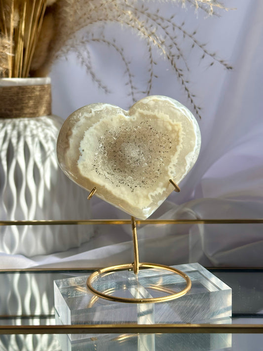 Agate Heart With Stand (C)