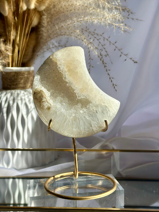 Agate Moon With Stand (A)