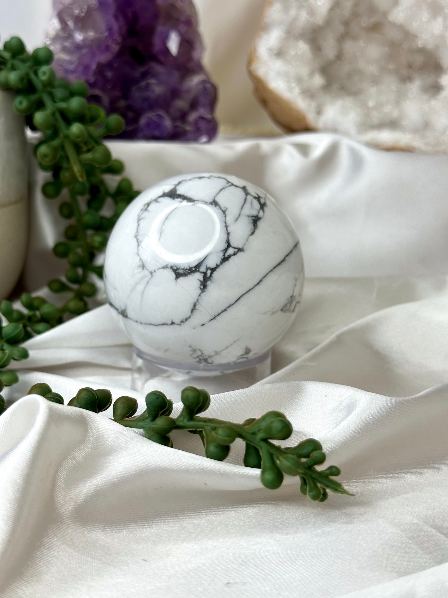 Howlite Sphere (2)